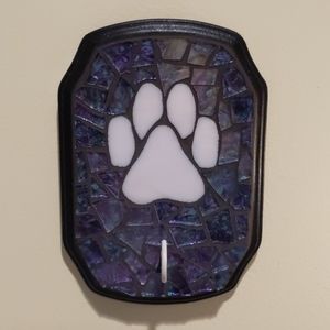 Mosaic dog paw hook hanger